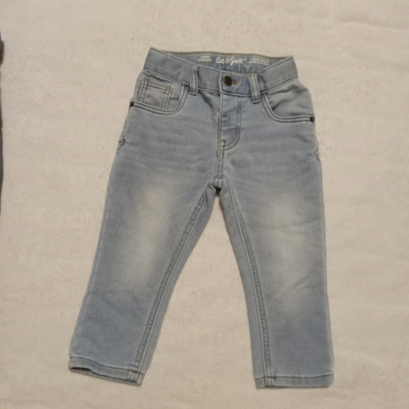 Cat & Jack Other - Cat & Jack Like New Super Stretch Skinny Jeans size 2T